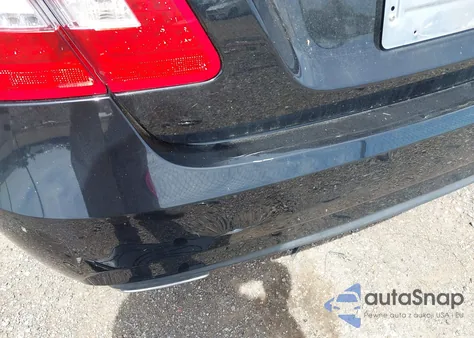 2010 Mercedes-Benz E 350 4Matic из США, поврежденный, VIN WDDHF8HBXAA053019